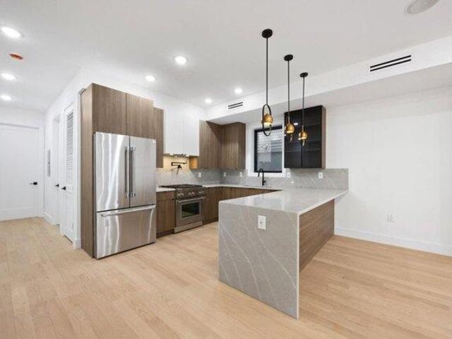 Condo for sale in Hudson, New Jersey