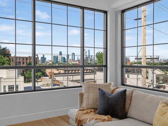 Condo for sale in Hudson, New Jersey