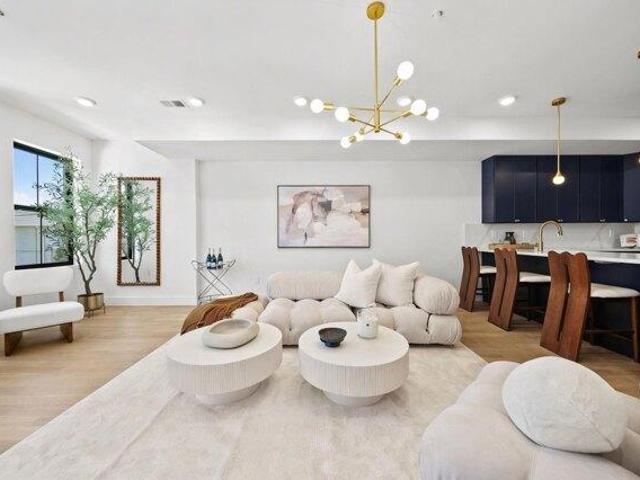 Condo for sale in Hudson, New Jersey