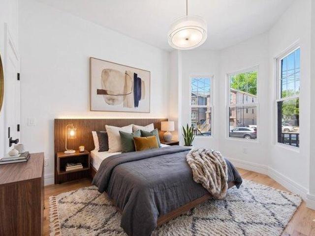 Condo for sale in Hudson, New Jersey