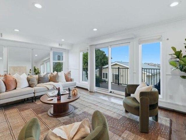 Condo for sale in Hudson, New Jersey