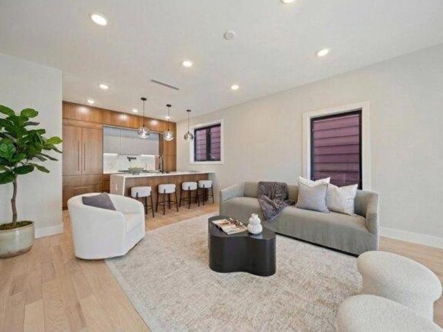 Condo for sale in Hudson, New Jersey