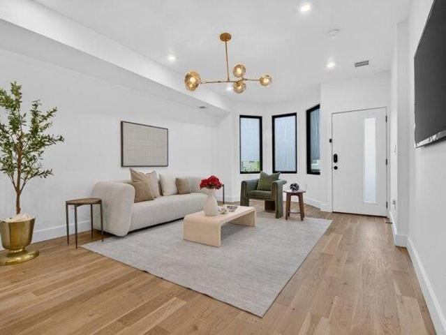 Condo for sale in Jersey City, Hudson County