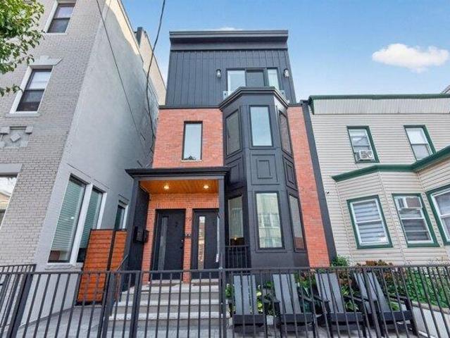 Condo for sale in Jersey City, Hudson County