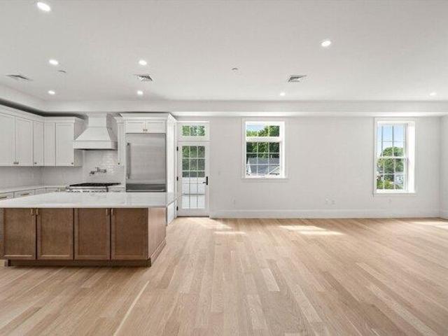 Condo for sale in Marblehead, Massachusetts