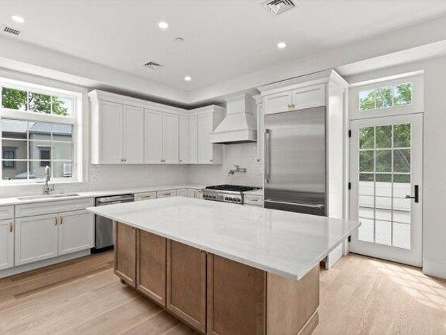 Condo for sale in Marblehead, Massachusetts