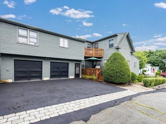 Condo for sale in Marblehead, Massachusetts