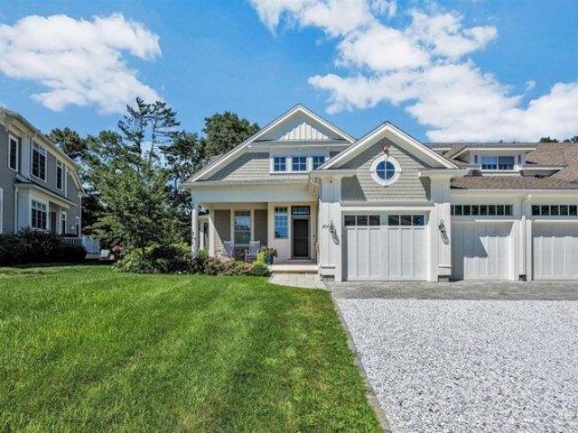 Condo for sale in Mashpee, Barnstable County