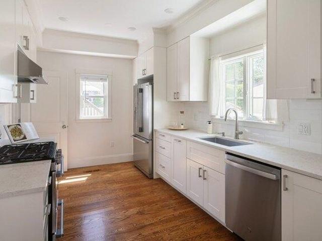 Condo for sale in Glenwood, Medford