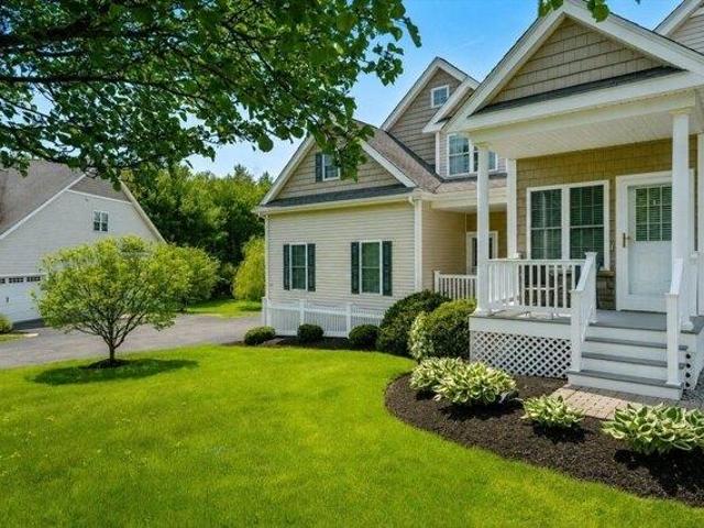 Condo for sale in Medway, Massachusetts