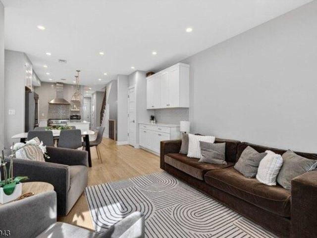 Condo for sale in Millburn, New Jersey