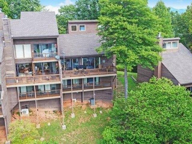 Condo for sale in Murphy
