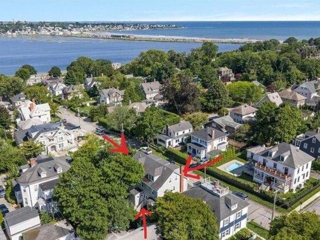 Condo for sale in Newport, Newport County