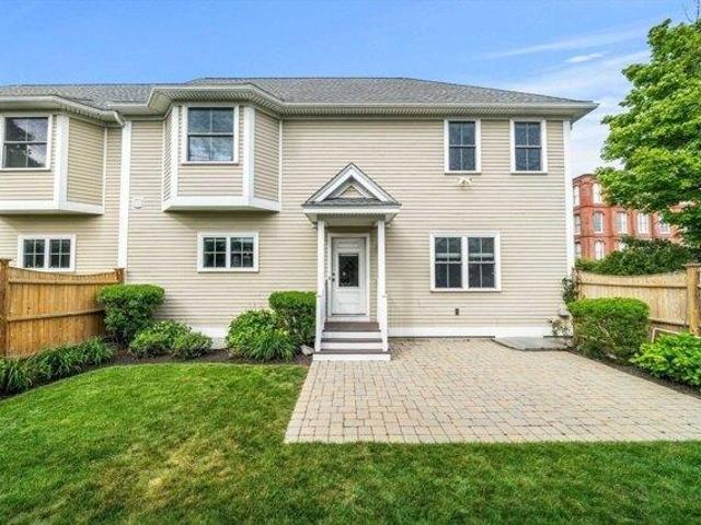 Condo for sale in Auburndale, Massachusetts