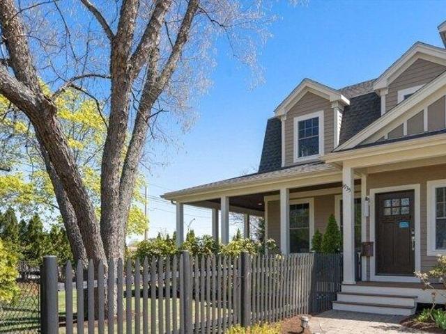 Condo for sale in Auburndale, Massachusetts
