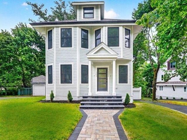 Condo for sale in Auburndale, Massachusetts