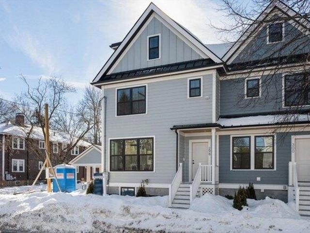 Condo for sale in Auburndale, Massachusetts