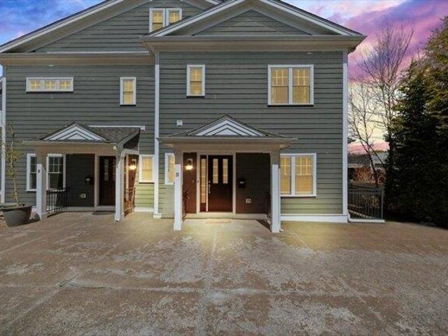 Condo for sale in Auburndale, Massachusetts