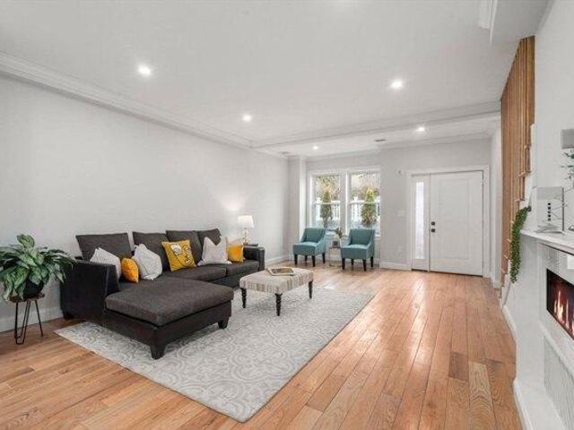 Condo for sale in Auburndale, Massachusetts