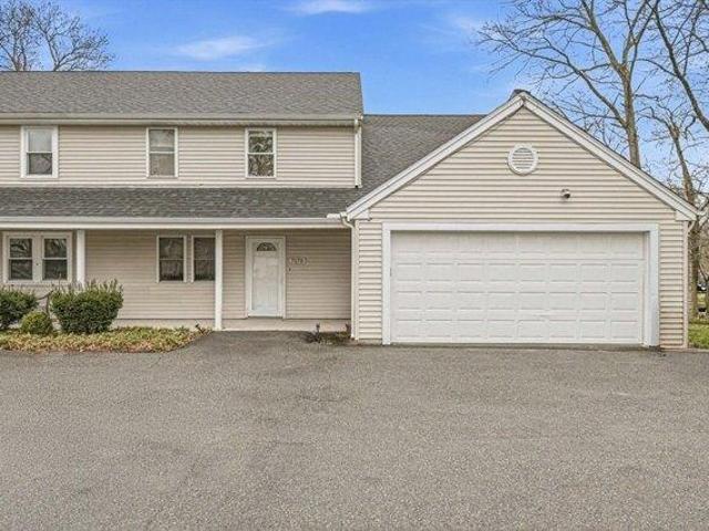 Condo for sale in Norwood, Massachusetts