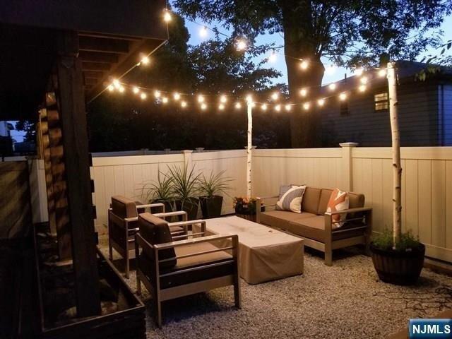 Condo for sale in Palisades Park, New Jersey