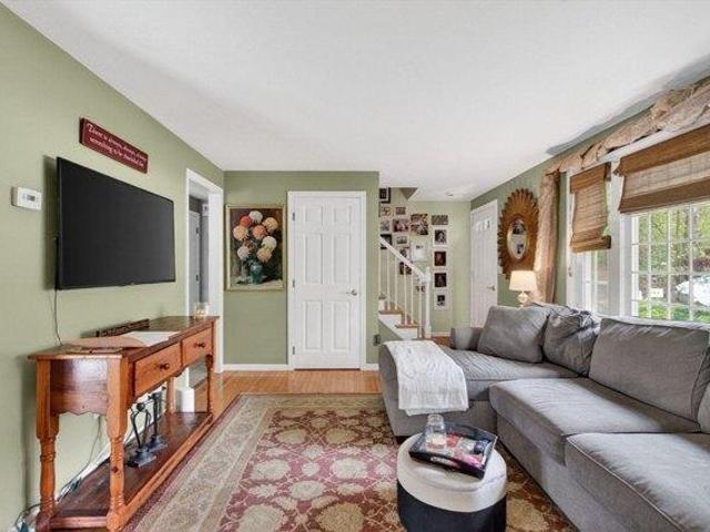 Condo for sale in Plainville, Massachusetts