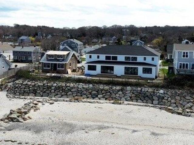 Condo for sale in Manomet, Massachusetts