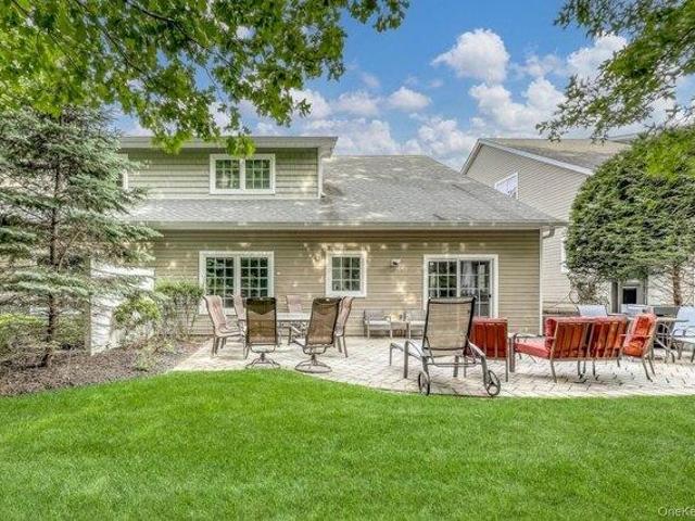 Condo for sale in Rockland, New York