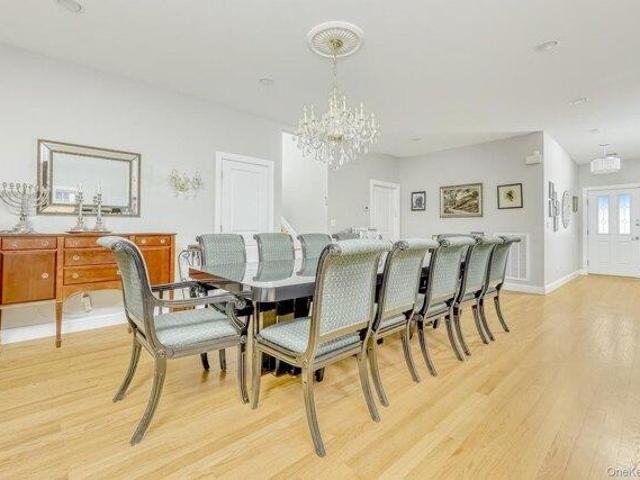 Condo for sale in Rockland, New York