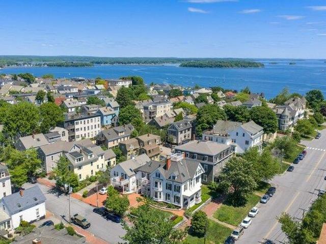 Condo for sale in Peaks Island, Maine