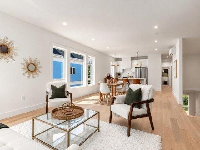 Condo for sale in Winter Hill, Somerville, Massachusetts, Somerville