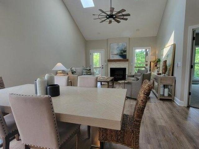 Condo for sale in Versailles, Kentucky