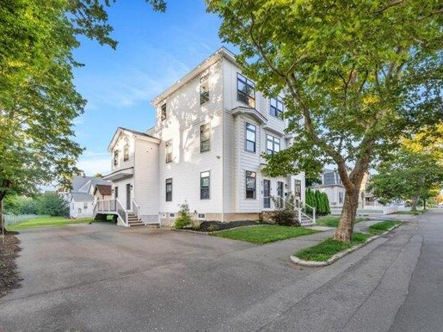Condo for sale in Wakefield Junction, Wakefield