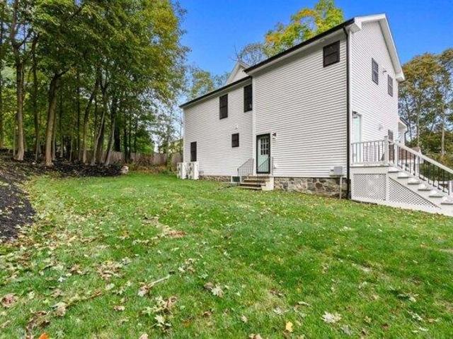 Condo for sale in Greenwood, Wakefield
