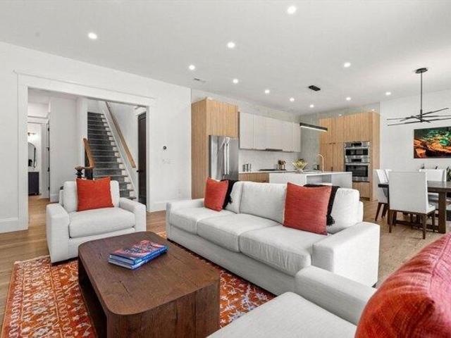 Condo for sale in Waltham, Massachusetts