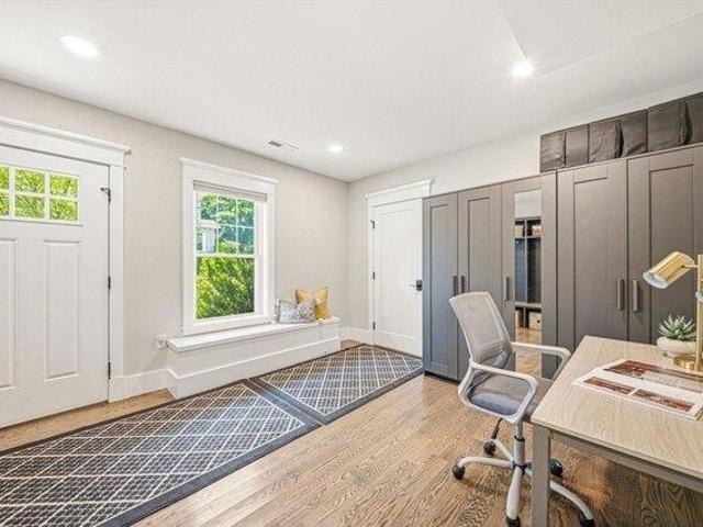 Condo for sale in Waltham, Massachusetts