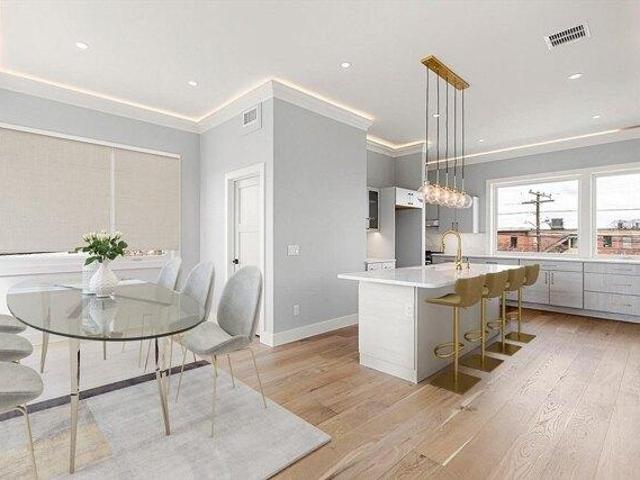 Condo for sale in Waltham, Massachusetts