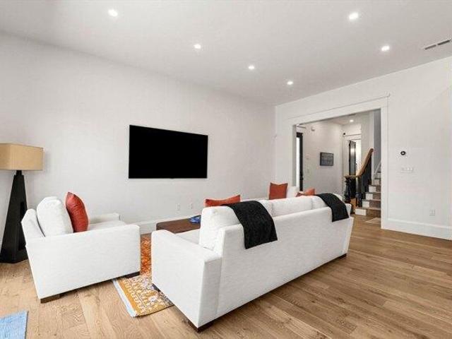 Condo for sale in Waltham, Massachusetts