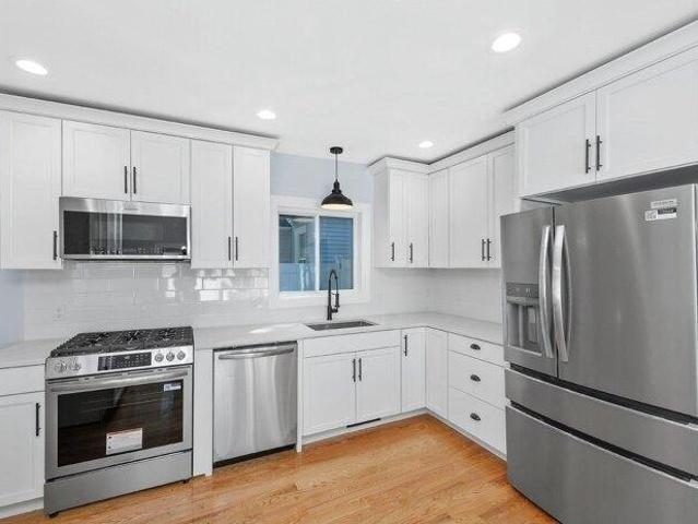 Condo for sale in South Side, Waltham
