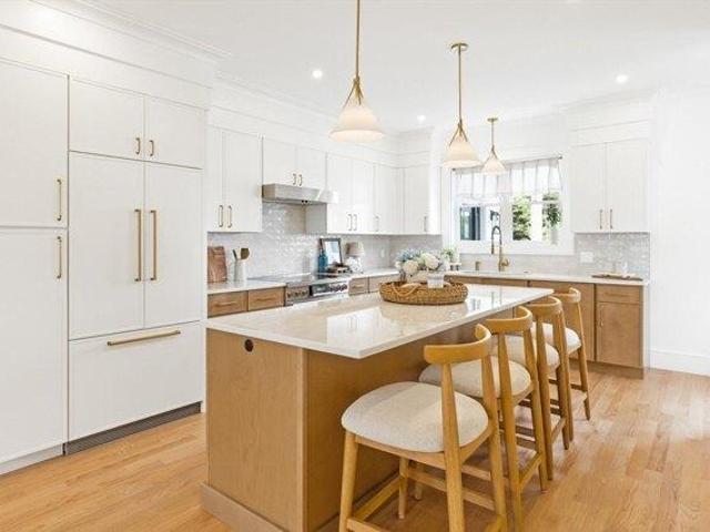 Condo for sale in Watertown, Massachusetts