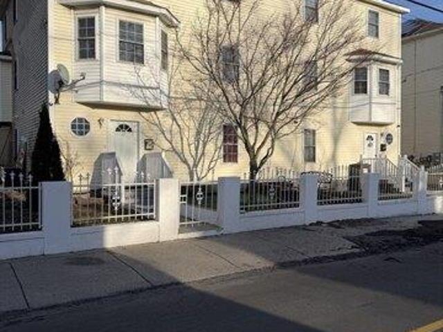 Condo for sale in Lawrence, Massachusetts