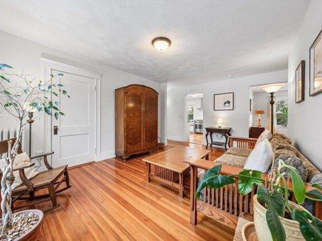 Condo for sale in Lexington, Massachusetts