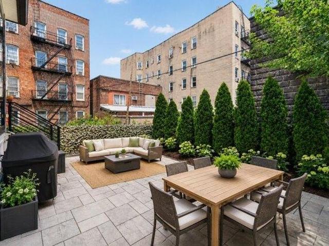 Condo for sale in Hudson, New Jersey