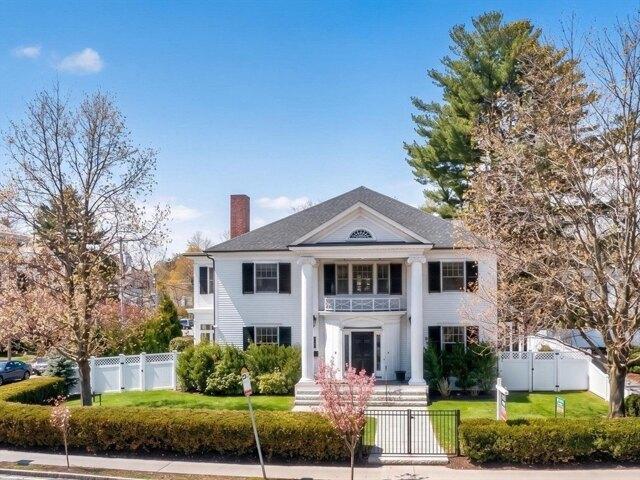 Condo for sale in Auburndale, Massachusetts