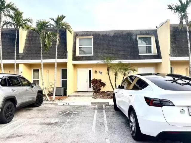 Condo for rent in Boynton Beach