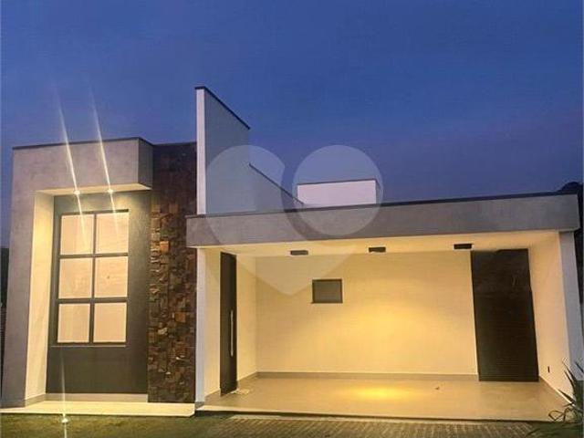 Casa venda em Região Imediata de Taubaté-Pindamonhangaba, Região Metropolitana do Vale do Paraíba e Litoral Norte