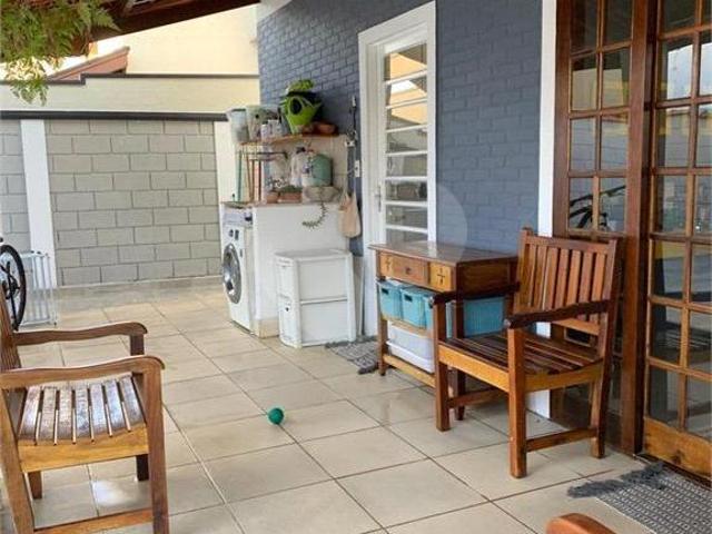 Casa venda em Região Imediata de Taubaté-Pindamonhangaba, Região Metropolitana do Vale do Paraíba e Litoral Norte