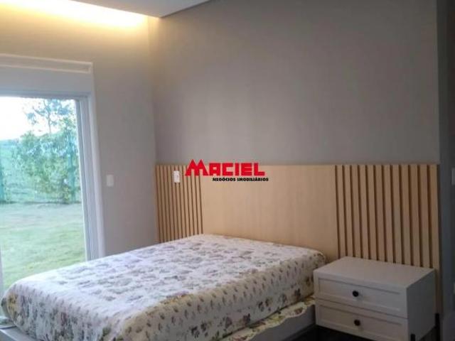 Casa venda em Região Imediata de São José dos Campos, Região Metropolitana do Vale do Paraíba e Litoral Norte