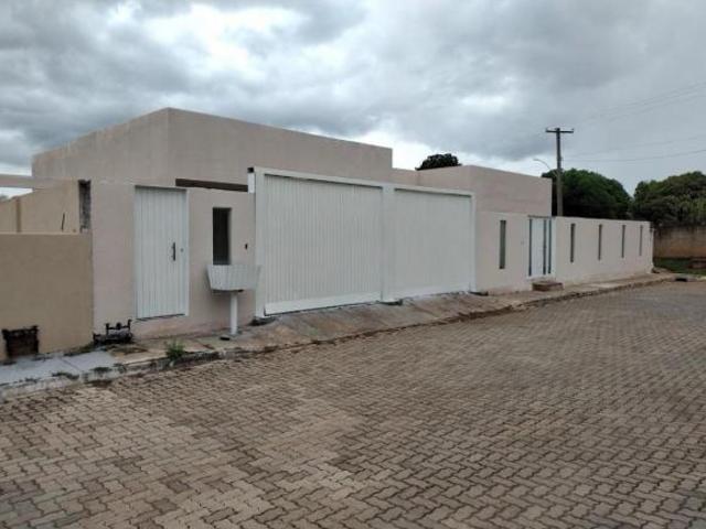 Casa venda em Região Geográfica Imediata do Distrito Federal, Região Integrada de Desenvolvimento do Distrito Federal e Entorno