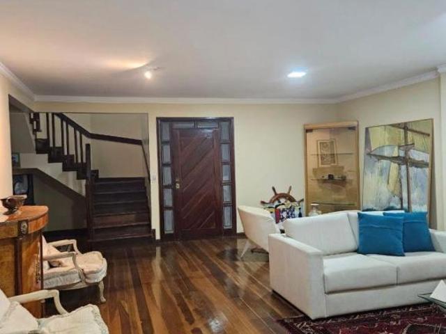 Casa venda em Região Geográfica Imediata do Distrito Federal, Região Integrada de Desenvolvimento do Distrito Federal e Entorno